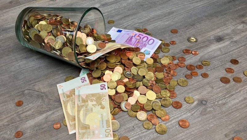 Зарплаты игроков ФК &laquo;Барселона&raquo;