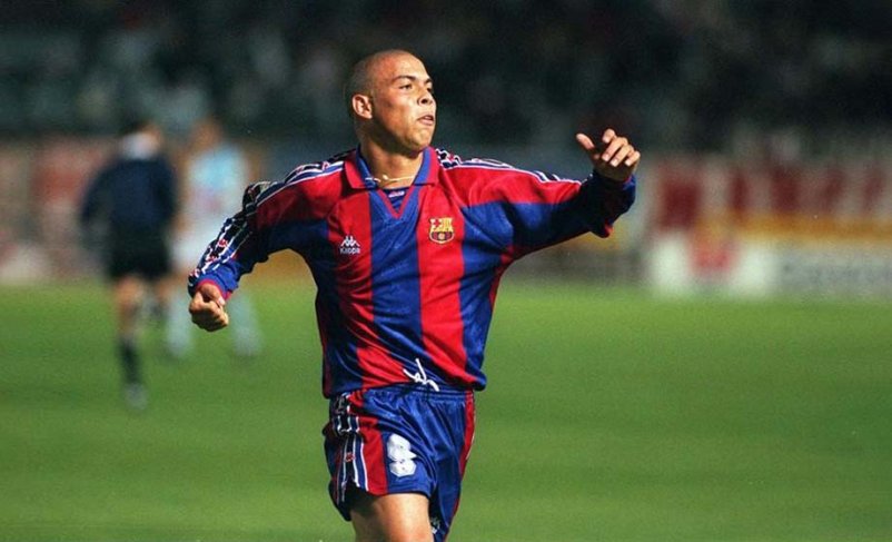 el_fenomeno_cover.jpg?itok=lWjSzBKX